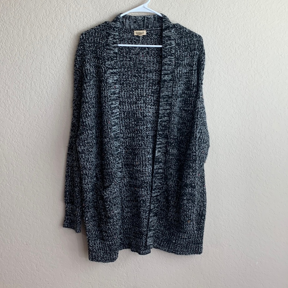 EUC Takeout Open Cardigan Sweater